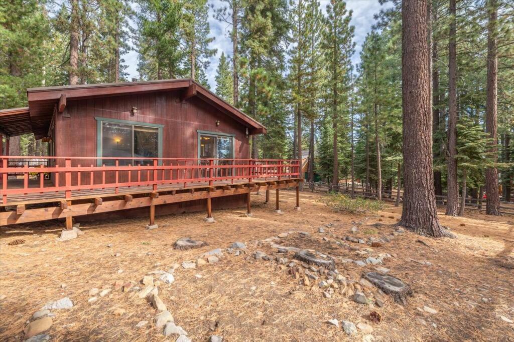 Cozy Pet-Friendly Cabin W Fenced-In Yard Close To Slopes Beach Town Carnelian Bay Exterior photo